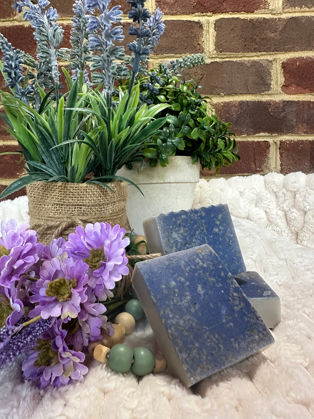 Handcrafted Soap Bar (Blueberry Thyme)