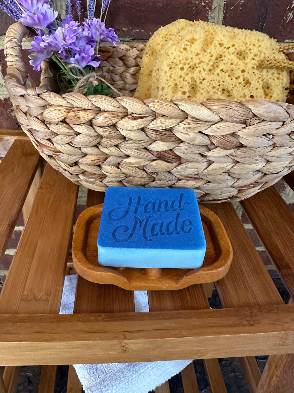 Handcrafted Soap Bar (Blueberry Thyme)